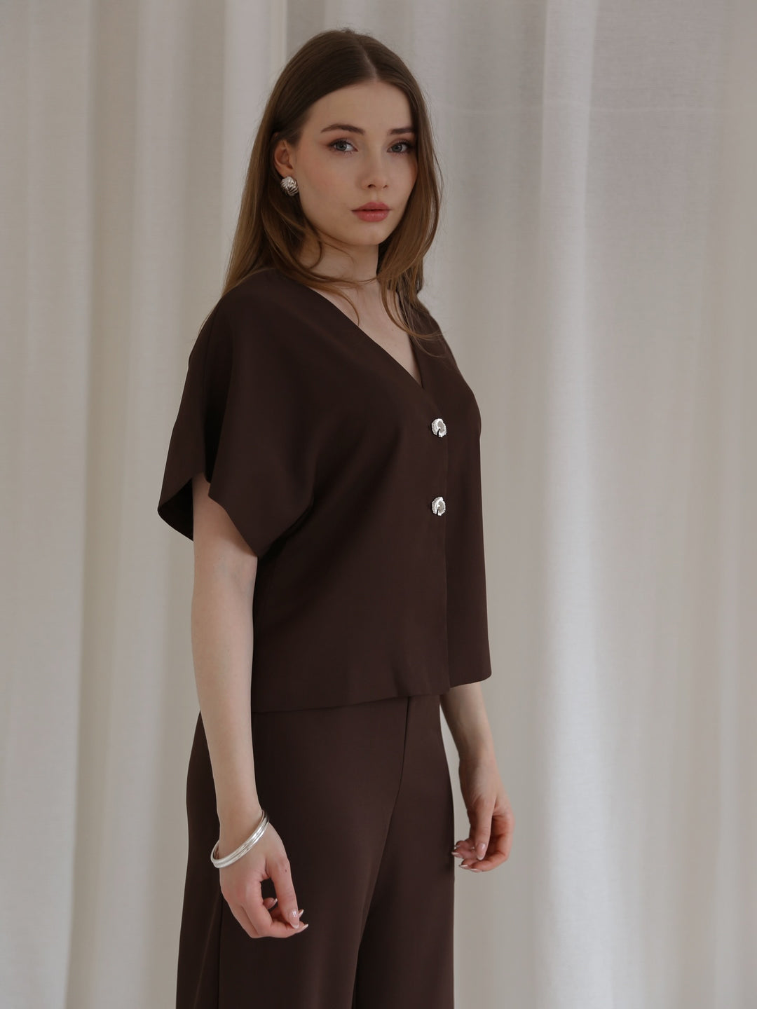 Brando: Matchy🤎

Vi elsker matchende sett, og ikke minst dette fine fra YAS✨ Rania bukse og Rania blazer i nydelig brunfarge, sj