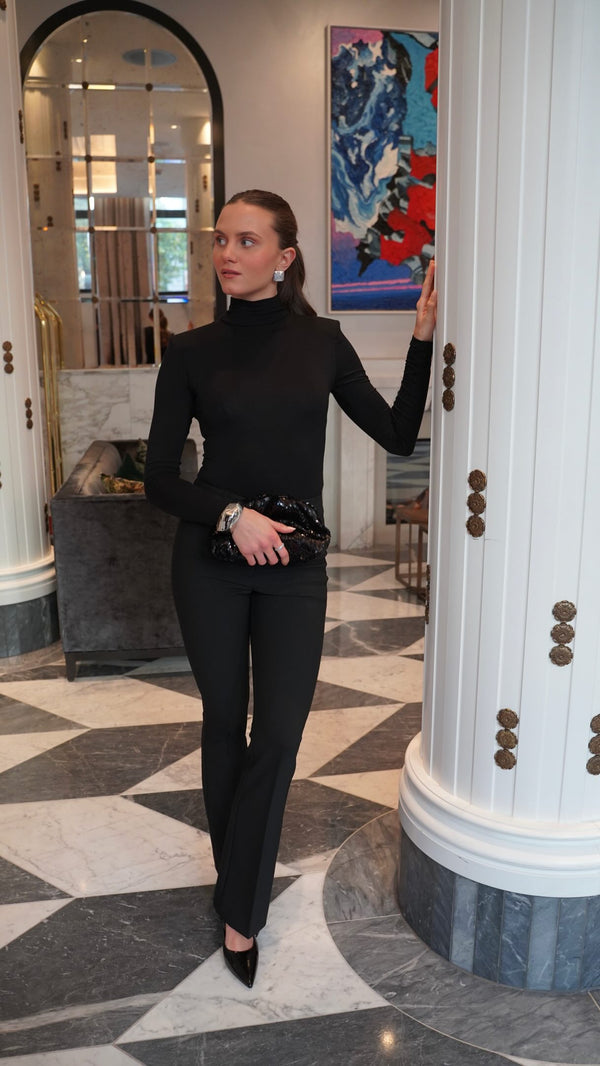 Brando: Must have i garderoben🖤 Paola body

#brandono #trending #helenestudios #musthave