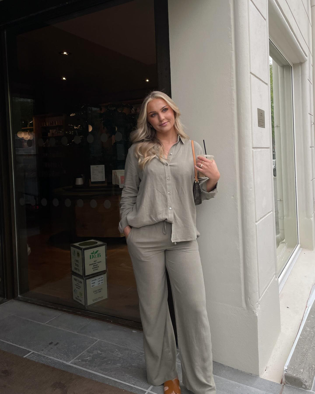 Brando: Lin-settene vi elsker i sommer 🌷 Hvilken farge er din favoritt? 🤩
